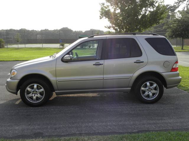 Mercedes-Benz M Class 2003 photo 1