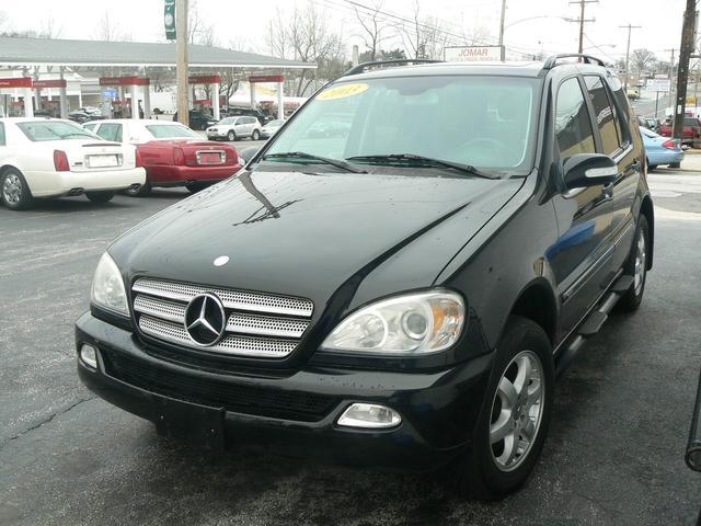 Mercedes-Benz M Class Srt-8 Sport Utility