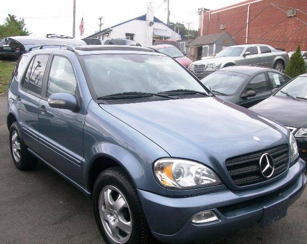 Mercedes-Benz M Class 2004 photo 2