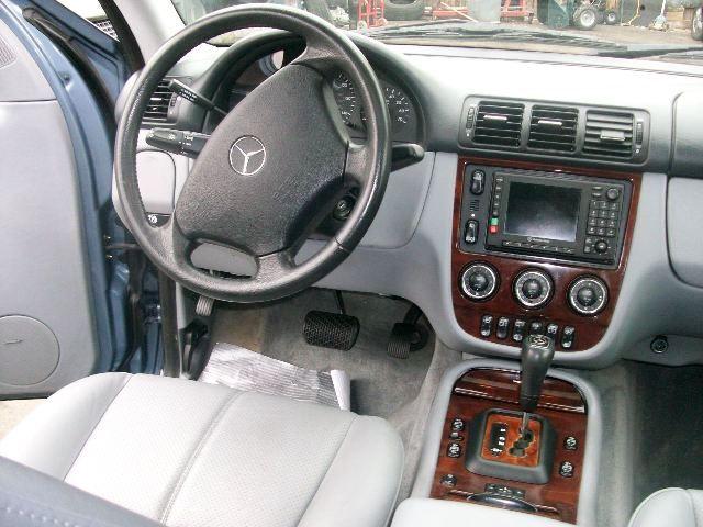 Mercedes-Benz M Class 2004 photo 0