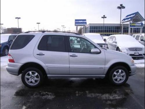Mercedes-Benz M Class 2004 photo 1