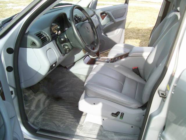 Mercedes-Benz M Class 2004 photo 3