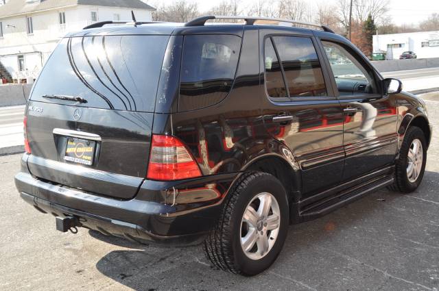 Mercedes-Benz M Class 2005 photo 2