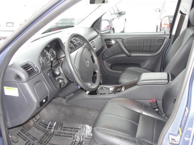 Mercedes-Benz M Class 2005 photo 2