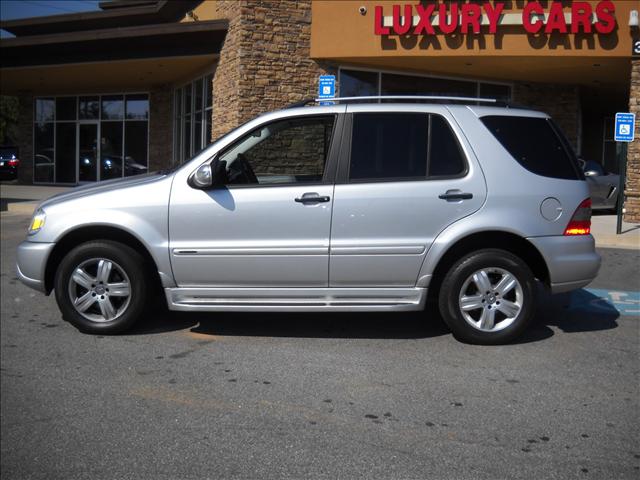 Mercedes-Benz M Class 2005 photo 1