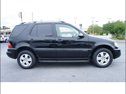 Mercedes-Benz M Class 2005 photo 2