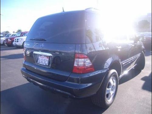 Mercedes-Benz M Class 2005 photo 4