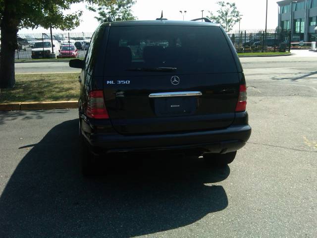 Mercedes-Benz M Class 2005 photo 1