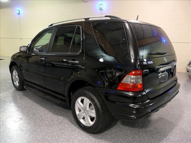 Mercedes-Benz M Class 2005 photo 2