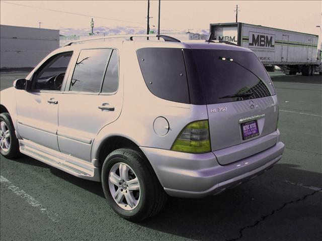 Mercedes-Benz M Class 2005 photo 2