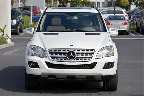 Mercedes-Benz M Class 2009 photo 2