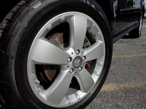 Mercedes-Benz M Class 2009 photo 1