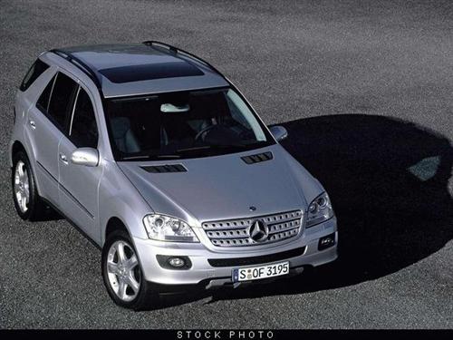 Mercedes-Benz M Class 2009 photo 2