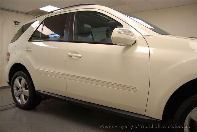 Mercedes-Benz M Class 2009 photo 4