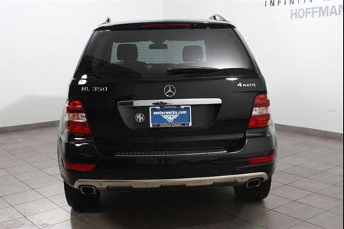 Mercedes-Benz M Class 2009 photo 2