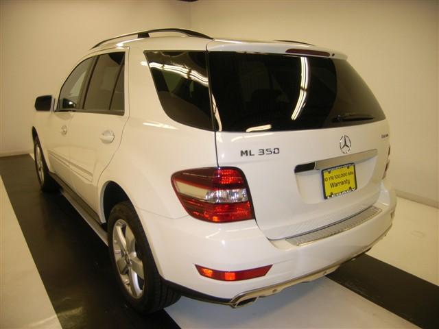 Mercedes-Benz M Class 2009 photo 3