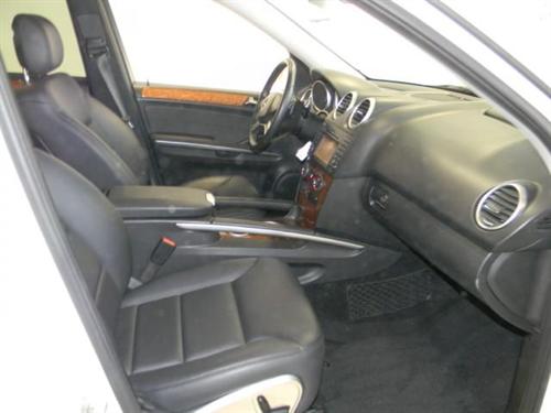 Mercedes-Benz M Class 2009 photo 2