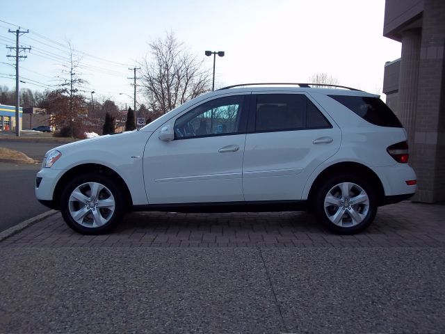 Mercedes-Benz M Class Mirada Sport Utility