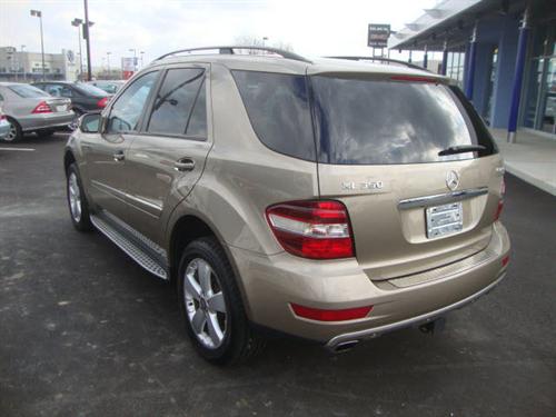 Mercedes-Benz M Class 2009 photo 2