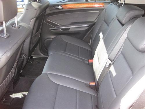 Mercedes-Benz M Class 2009 photo 2