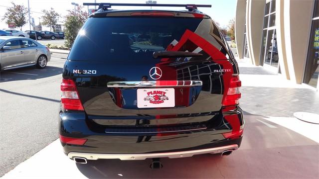 Mercedes-Benz M Class 2009 photo 3