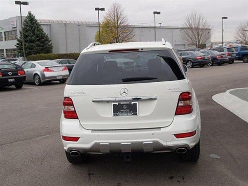 Mercedes-Benz M Class 2009 photo 2