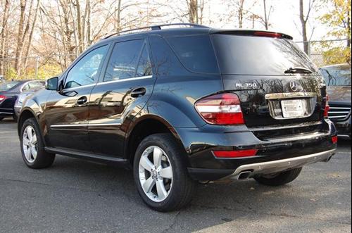 Mercedes-Benz M Class 2011 photo 4