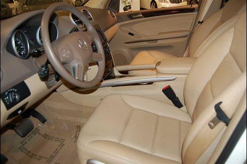 Mercedes-Benz M Class 2011 photo 4