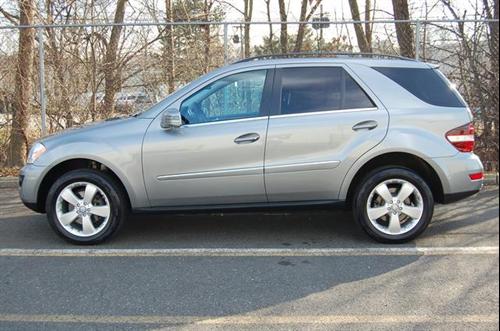 Mercedes-Benz M Class 2011 photo 3