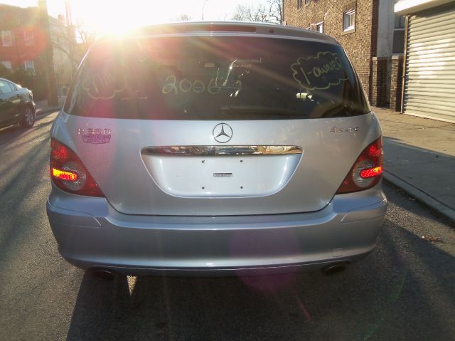 Mercedes-Benz R-Class 2006 photo 4