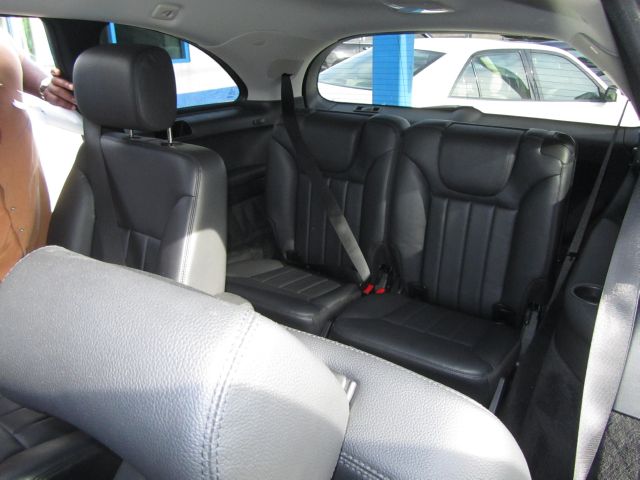 Mercedes-Benz R-Class 2006 photo 2