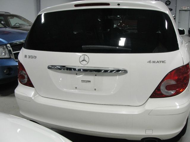 Mercedes-Benz R-Class Marlin SUV