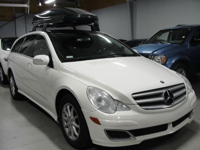 Mercedes-Benz R-Class 2006 photo 3