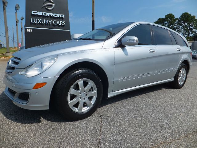 Mercedes-Benz R-Class Marlin SUV