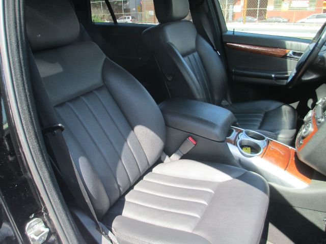 Mercedes-Benz R-Class 2007 photo 22