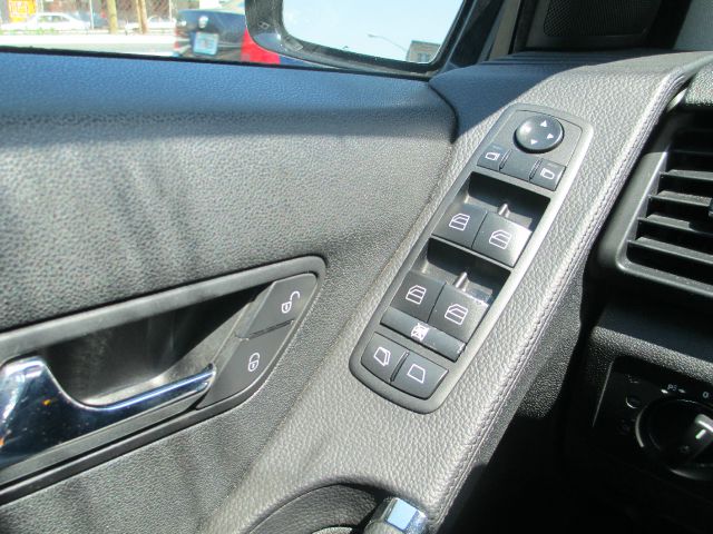 Mercedes-Benz R-Class 2007 photo 23