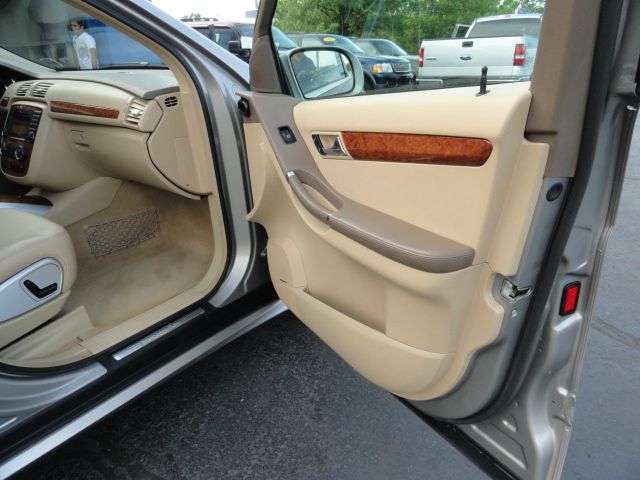 Mercedes-Benz R-Class 2009 photo 15