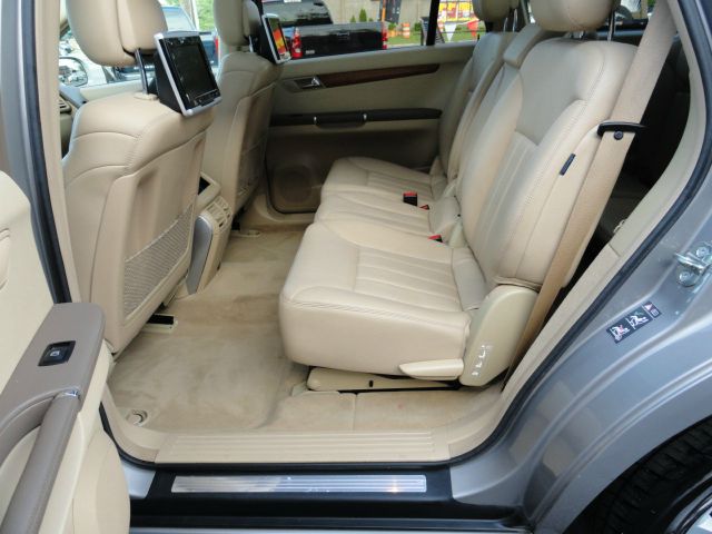 Mercedes-Benz R-Class 2009 photo 19