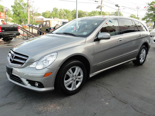 Mercedes-Benz R-Class 2009 photo 22