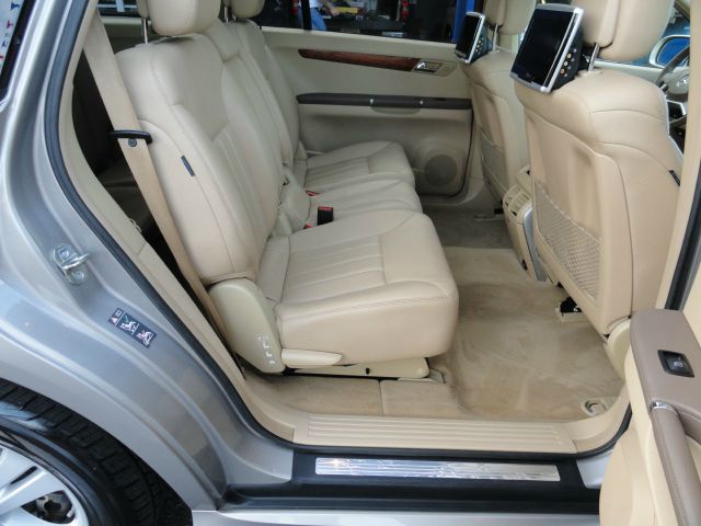 Mercedes-Benz R-Class 2009 photo 23