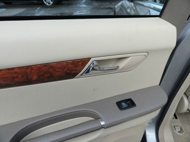 Mercedes-Benz R-Class 2009 photo 28