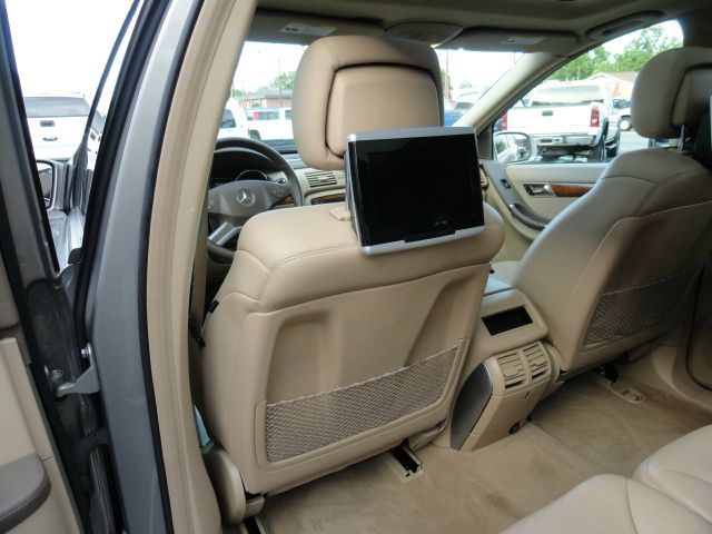 Mercedes-Benz R-Class 2009 photo 32