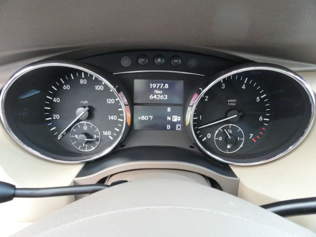 Mercedes-Benz R-Class 2009 photo 33