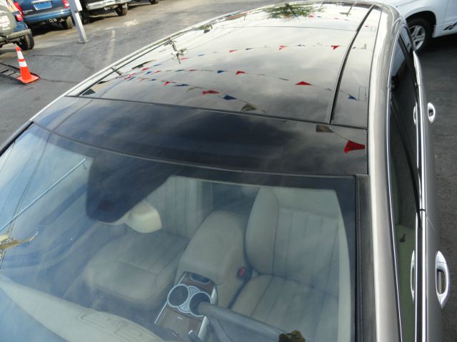 Mercedes-Benz R-Class 2009 photo 45