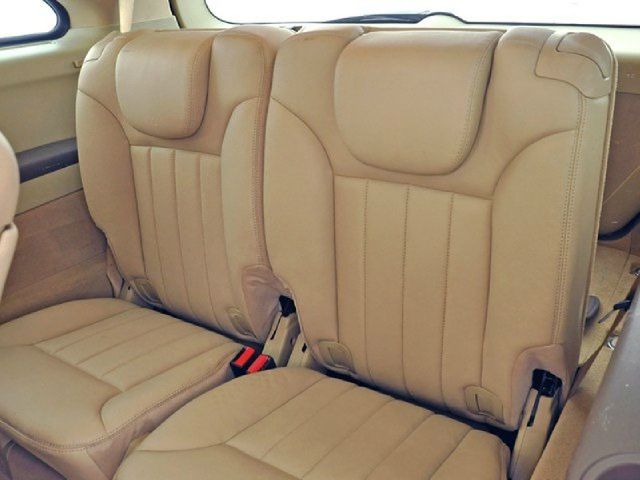 Mercedes-Benz R-Class DRW LS SUV