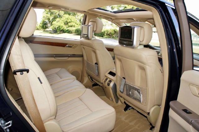 Mercedes-Benz R-Class 2009 photo 20