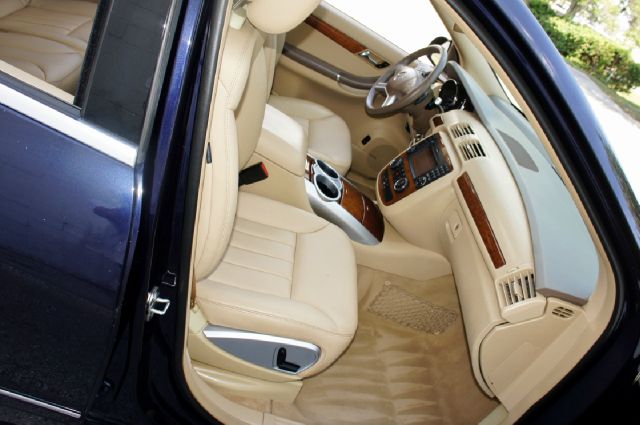 Mercedes-Benz R-Class 2009 photo 27