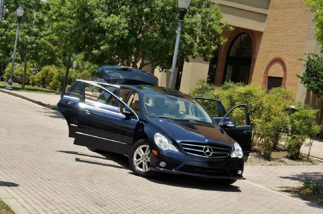 Mercedes-Benz R-Class 2009 photo 33