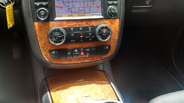 Mercedes-Benz R-Class 2009 photo 14