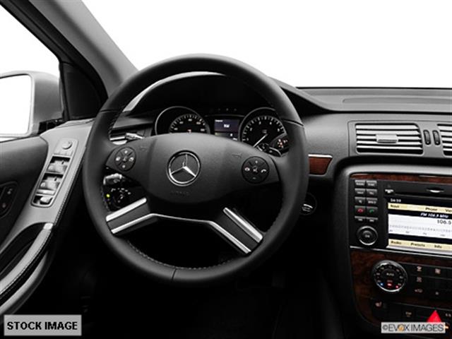 Mercedes-Benz R-Class 2011 photo 3